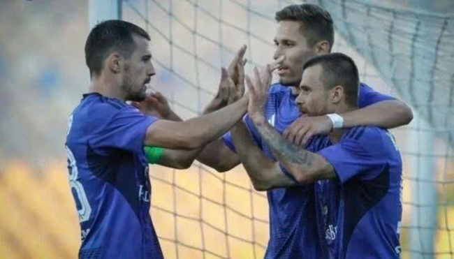 Màn đụng độ gay cấn Brunos Magpie vs Paide Linnameeskond