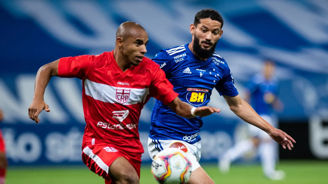 Màn đụng độ gay cấn CRB vs Cruzeiro (MG)